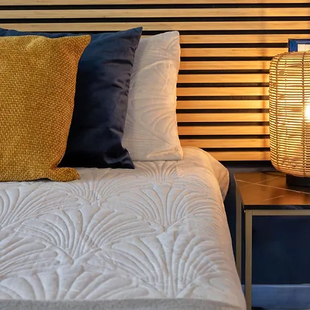 Luce Del Mare By Interhome Daire