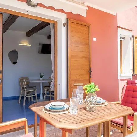 Apartment Luce Del Mare By Interhome Viddalba